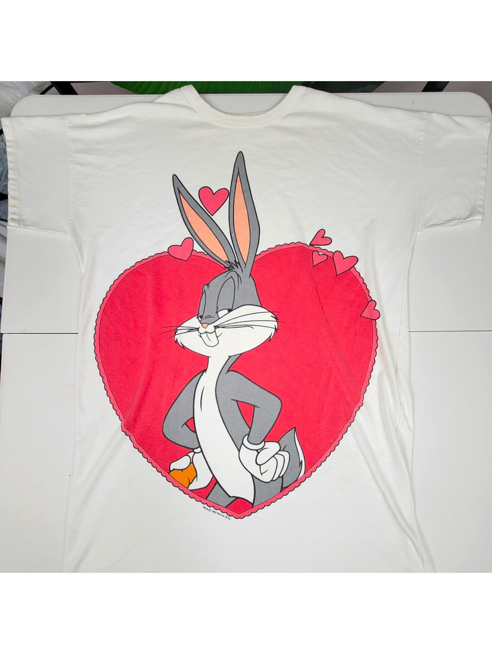 1993 Looney Tunes Bugs Bunny Heart White Graphic Tee Sleep Shirt Vintage T